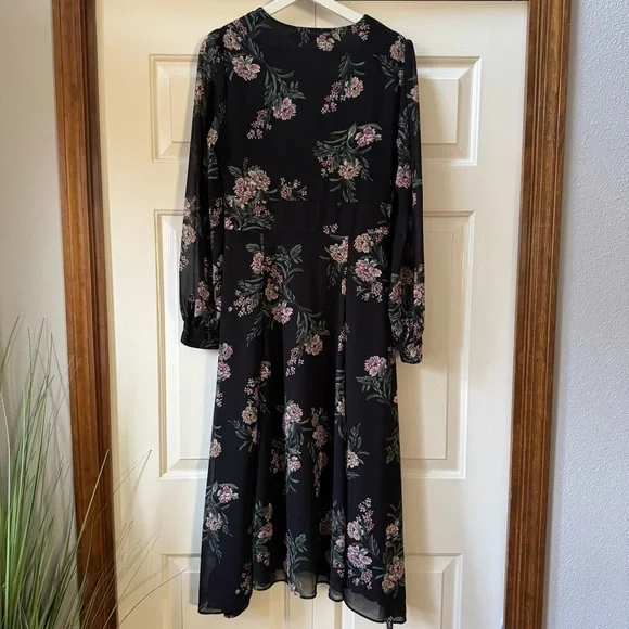ASTR the label sheer floral v-neck button front long sleeve midi dress size M - Picture 4 of 15